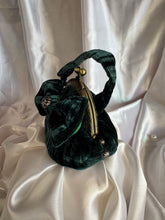 Load image into Gallery viewer, Masani Coin Purse (Keychain)